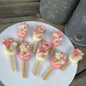 Candy Cakecicle